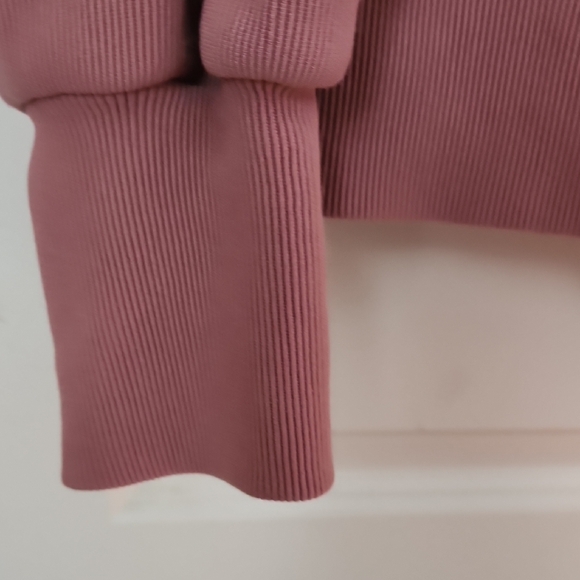 Varley Pink Ribbed Pullover - Picture 6 of 6